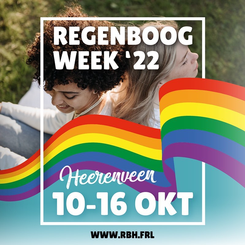 SAVE THE DATE: Van 10 tot en met 16 oktober 2022 organiseert stichting Regenboogbelang Heerenveen weer de Regenboogweek in Heerenveen. Een week vol kleur!
Jaarlijks is op 11 oktober de internationale Coming Out Dag. Op die dag wordt er over de hele wereld de regenboogvlag gehesen om te benadrukken dat iedereen zichzelf moet kunnen zijn. Jezelf zijn en je veilig voelen bij hoe en wie je bent, dat is voor iedereen belangrijk. Helaas is dit voor veel LHBTI’s nog steeds niet vanzelfsprekend. De Regenboogweek Heerenveen vraagt ook dit jaar extra aandacht voor dit thema. Naast het hijsen van de vlag zijn er in regenbooggemeente Heerenveen een week lang uiteenlopende activiteiten waarbij iedereen van harte welkom is.
Het programma wordt begin september bekend gemaakt. Kijk voor meer informatie op: www.rbh.frl/regenboogweek.
#RBH #Regenboogweek #Heerenveen #weekvolkleur #regenbooggemeente #regenboogbelang #lhbti #lgbt #regenboogvlag #pride #rainbow #jezelfzijn #veiligheid #samenleven #friesland #fryslan